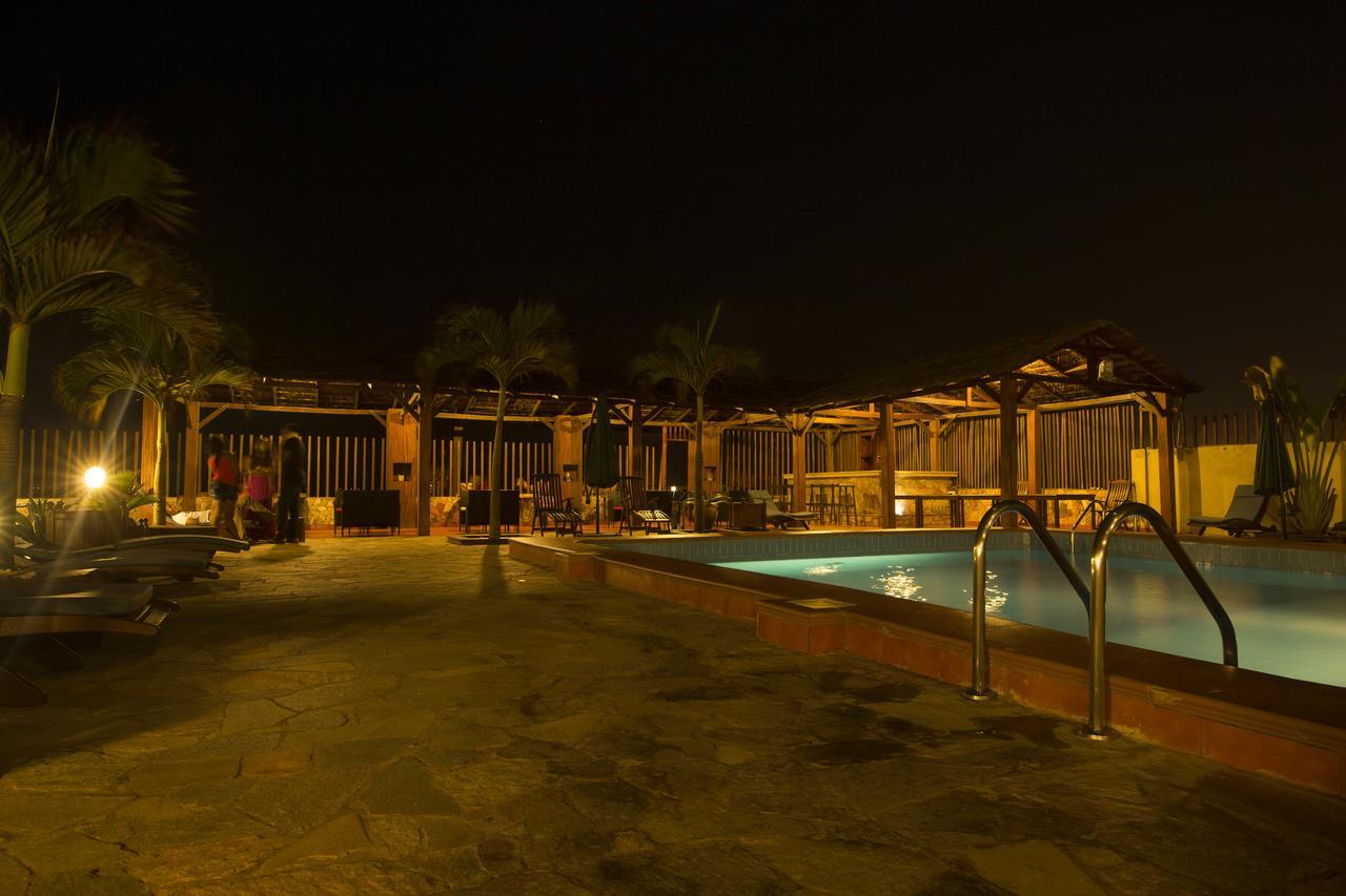 The Palms At Prampram Villa Екстериор снимка