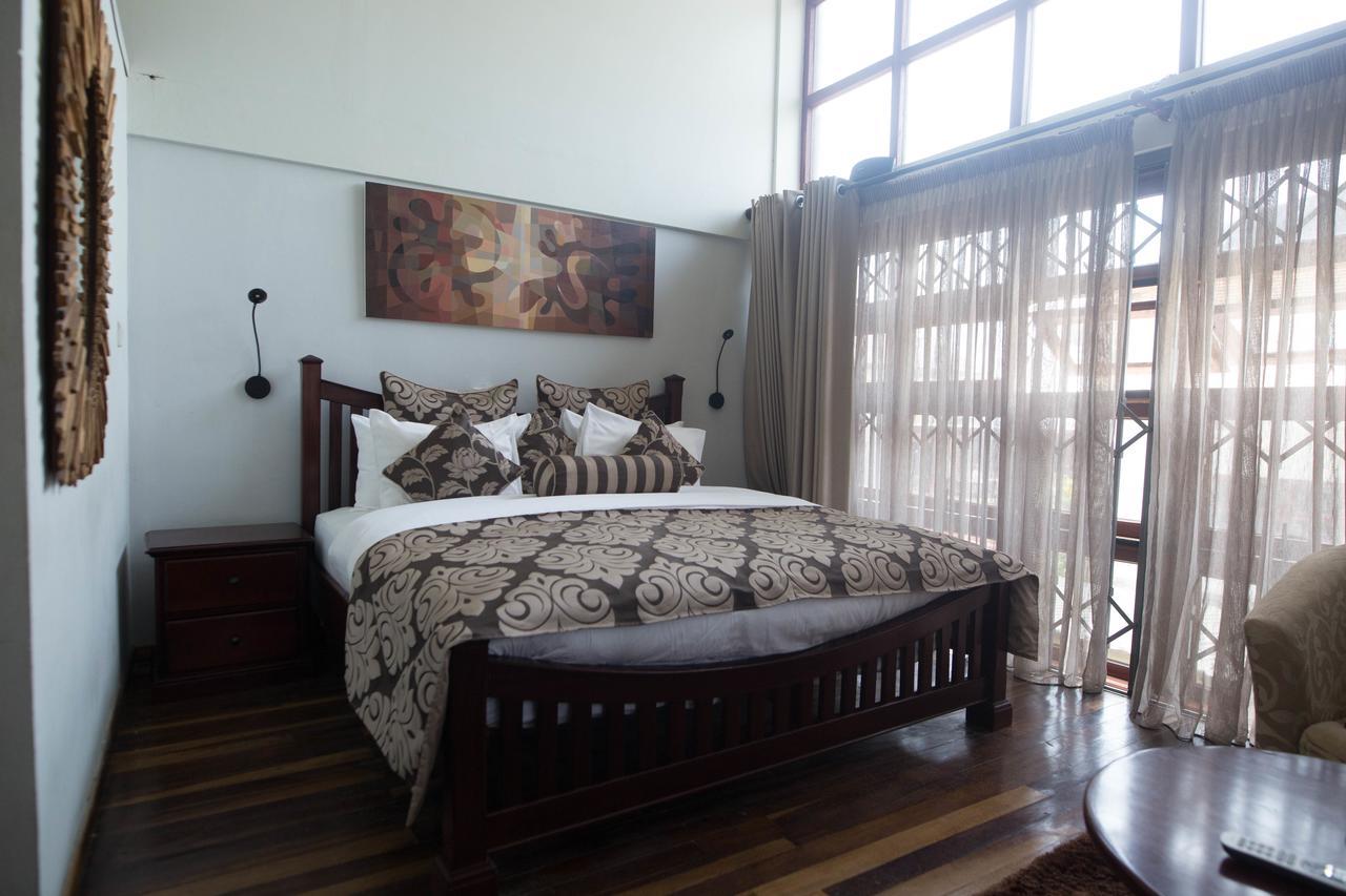 The Palms At Prampram Villa Екстериор снимка